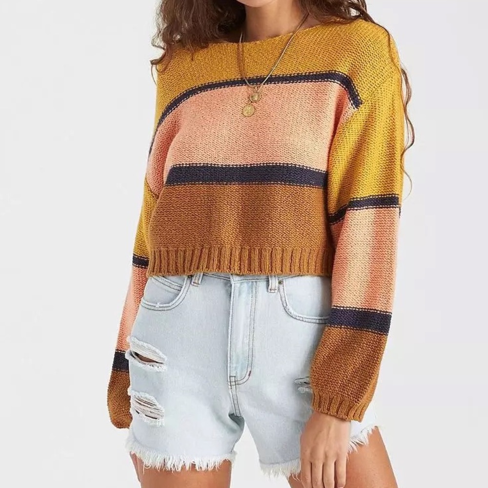 NWT Billabong sweater